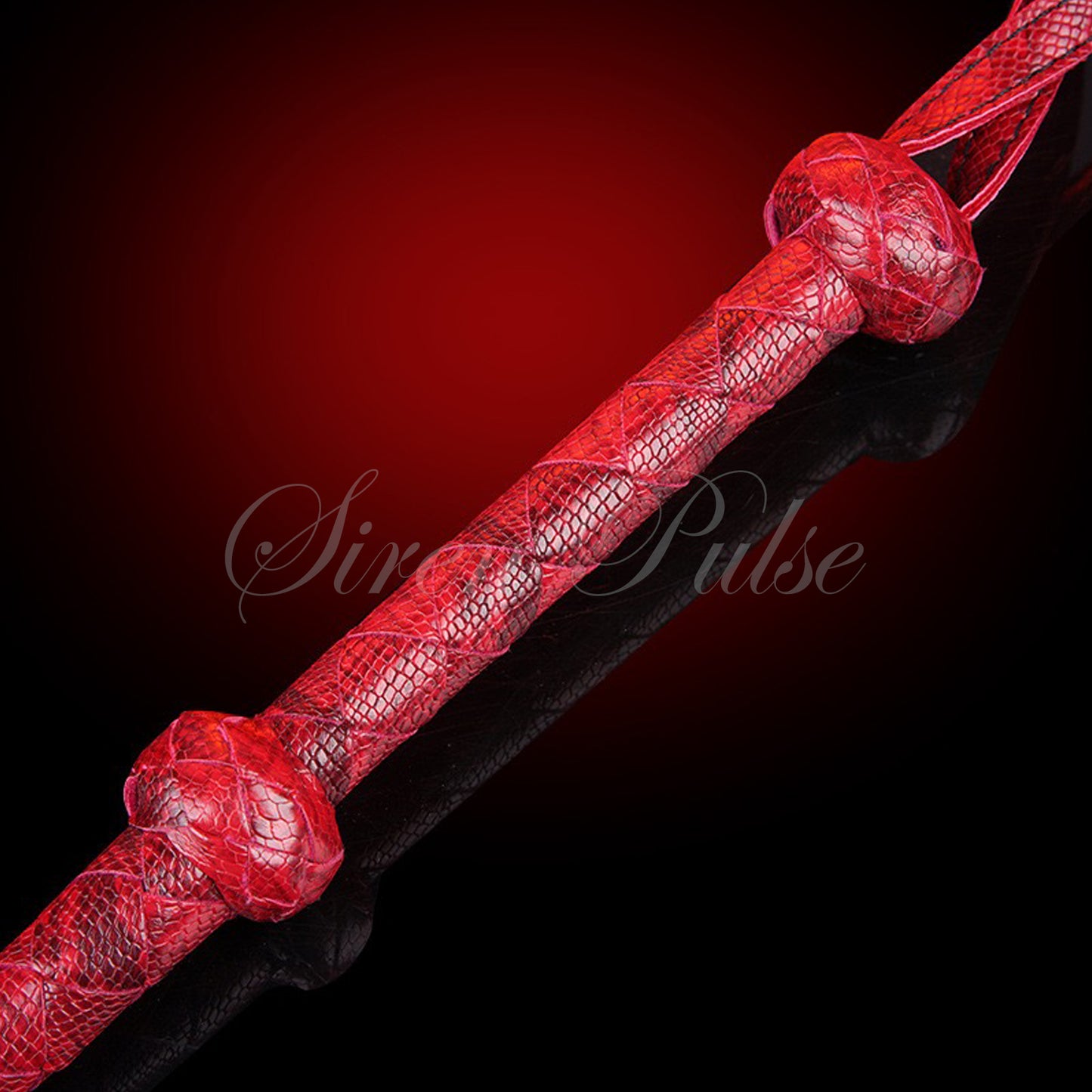 SIREN LASH™ CRIMSON BOA WHIP